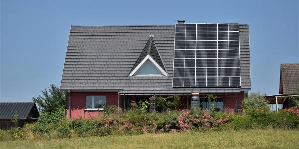 Not all sunshine and rainbows: The risks of solar panels