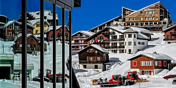 Benchmark The hidden dangers snowstorms pose to your roof