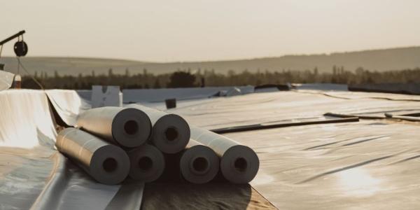 The case for traditional roofing rolls